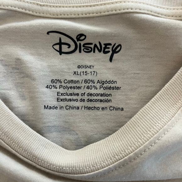 Mickey Mouse Juniors' Minnie Mouse Graphic Tee with Crochet Patch XL - Picture 5 of 7